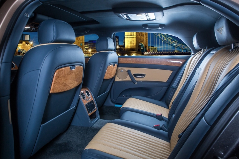 Cận cảnh Bentley Flying Spur V8 Duotone duy nhất tại Việt Nam can canh bentley flying spur v8 duotone duy nhat tai viet nam