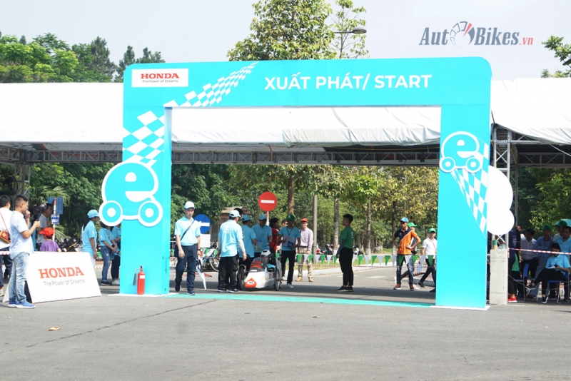 Chung kết lái xe tiết kiệm nhiên liệu EMC 2019: Chạy 3.100 km/lít xăng chung ket lai xe tiet kiem nhien lieu emc 2019 chay 3100 kmlit xang