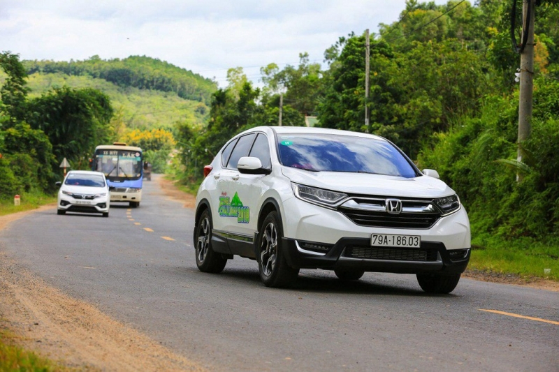 Honda CR-V ‘phả hơi nóng’ vào Mazda CX-5
