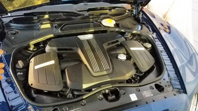 bentley flying spur v8 s ra mat tai viet nam gia gan 17 ty dong