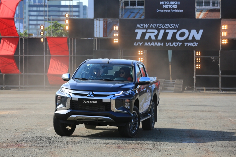  Compara Mitsubishi Triton 2019 e Ford Ranger 2019