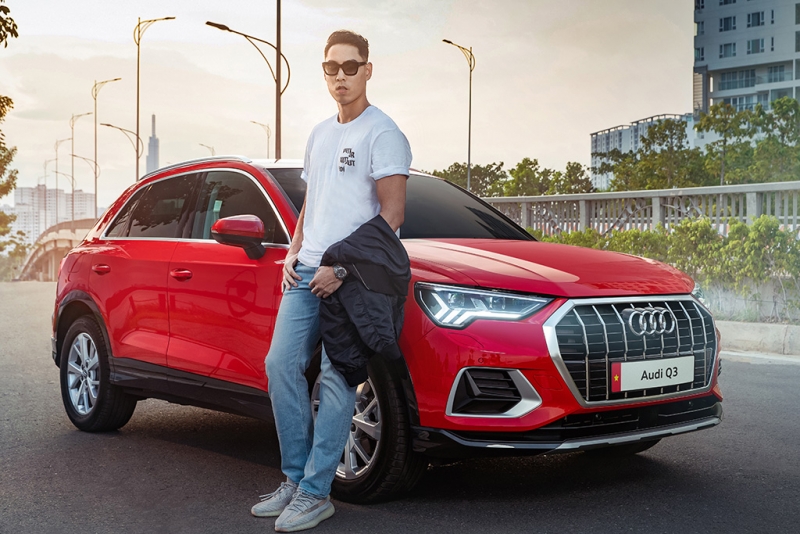 Á hậu Tú Anh khoe ‘body chuẩn’ bên Audi Q3