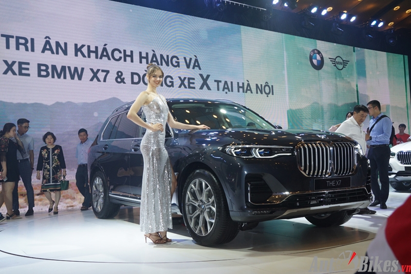 bmw x7 gia 75 ty bac tien dai tiec xe sang gai dep am thanh dinh