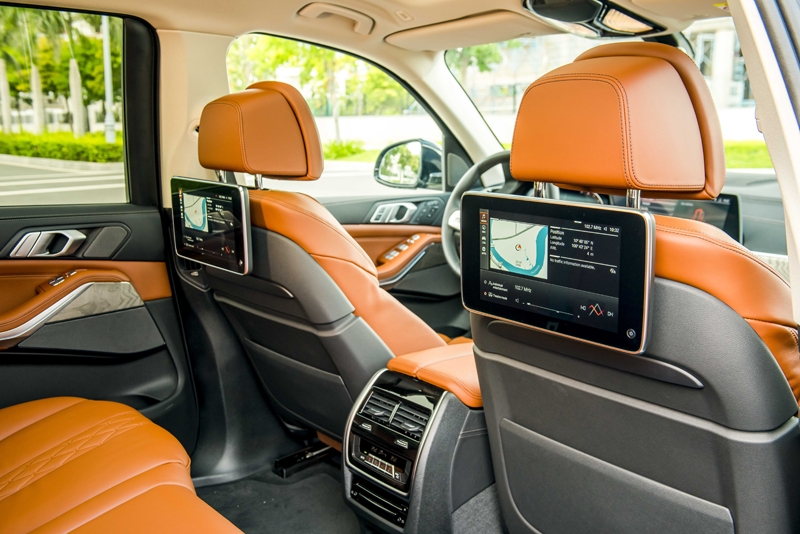 Chi tiết BMW X7 tại Việt Nam, giá 7,5 tỷ đồng chi tiet bmw x7 tai viet nam gia 75 ty dong