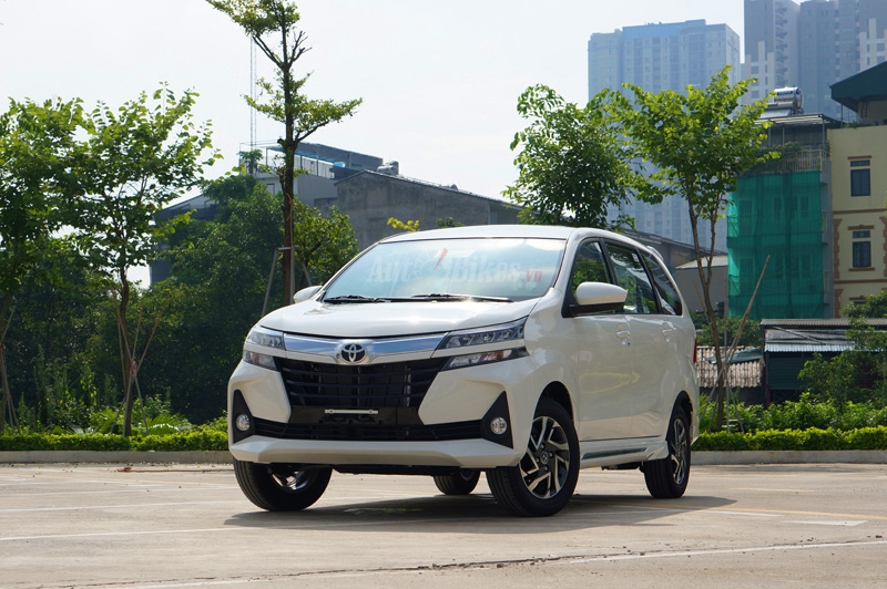 0327-toyota-avanza-2019-autobikes-12