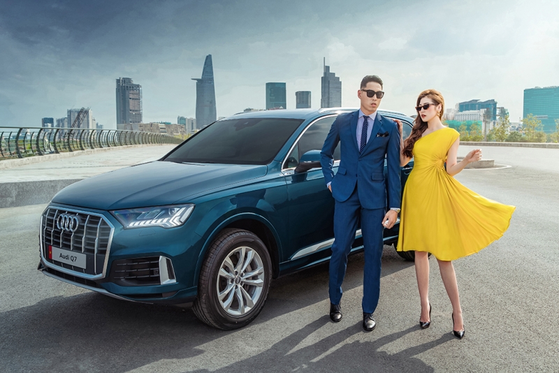 Á hậu Tú Anh rạng rỡ trong bộ ảnh mới cùng Audi Q7