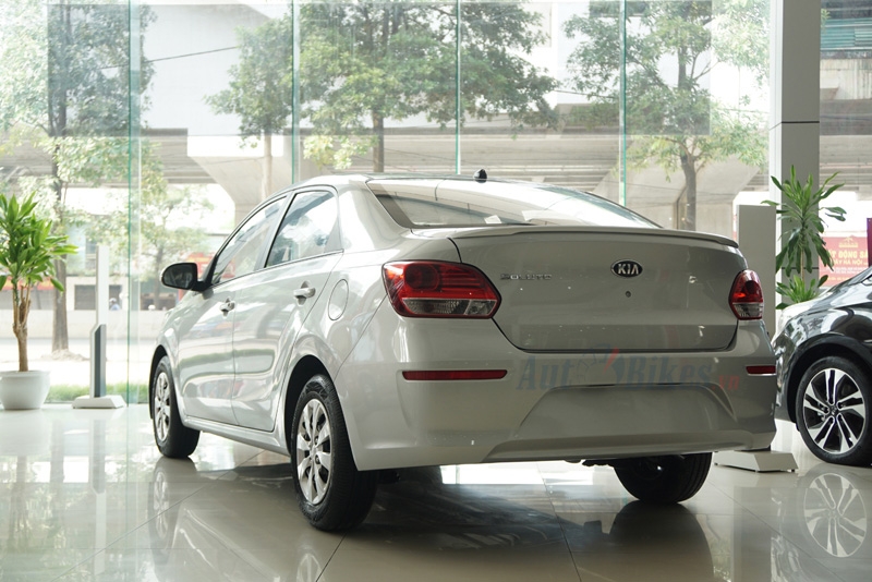 Kia Soluto: Khuyến mãi, giá xe, lăn bánh tháng 12/2019