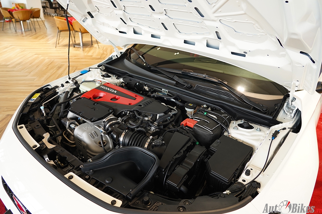 Chi tiết Honda Civic Type R 2023 tại đại lý Chi tiết Honda Civic Type R 2023 tại đại lý