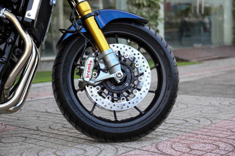 Hình ảnh Honda CB1300 Super Four SP tại Việt Nam, giá 488 triệu đồng hinh anh honda cb1300 super four sp tai viet nam gia 488 trieu dong