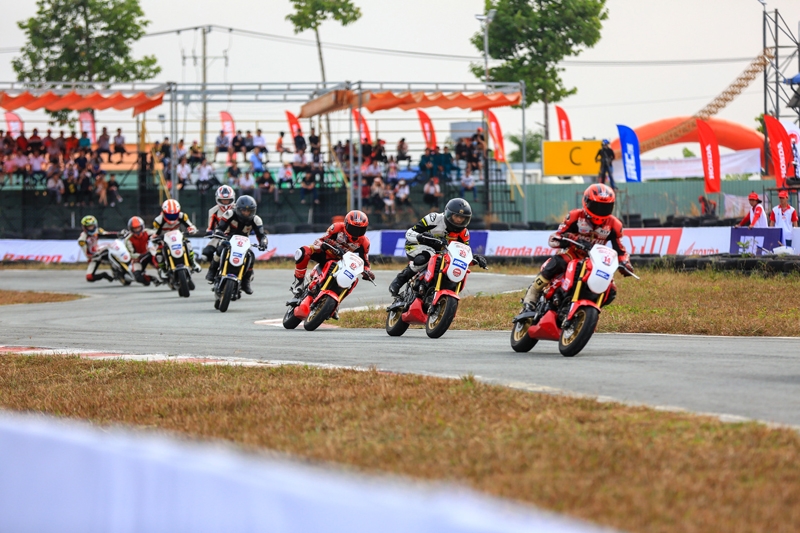 vmrc 2018 chang cuoi vua winer 150 doc dien