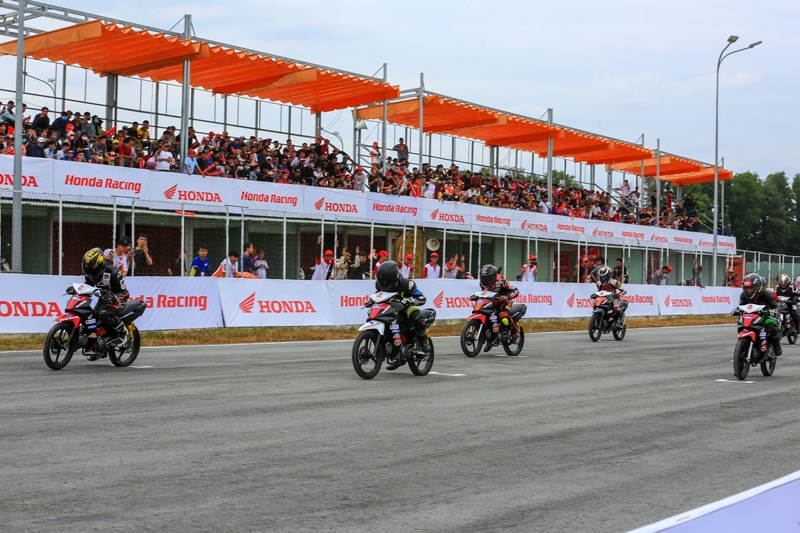 vmrc 2018 chang cuoi vua winer 150 doc dien