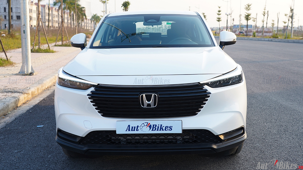 So sánh Mitsubishi Xforce và Honda HR-V G