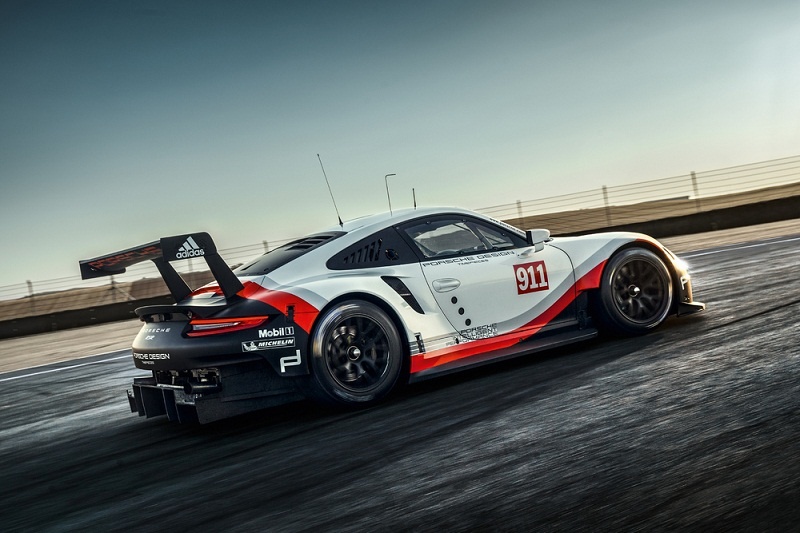 Porsche 911 RSR 2017 sẽ tranh tài tại trường đua Le Mans